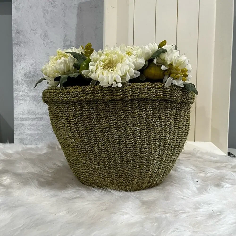 NEW Pottery Barn Seagrass Raffia Flower Planter Basket Limited Edition LG NWOT